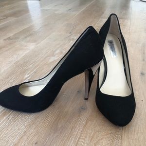 INC International Concepts suede 4” pump